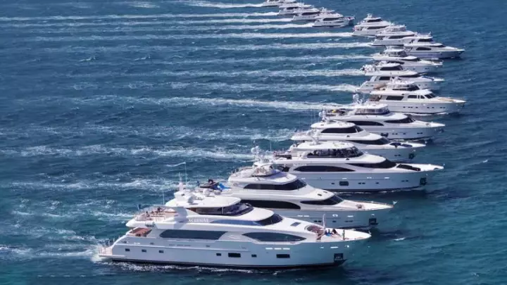 Yacht Rental Services 