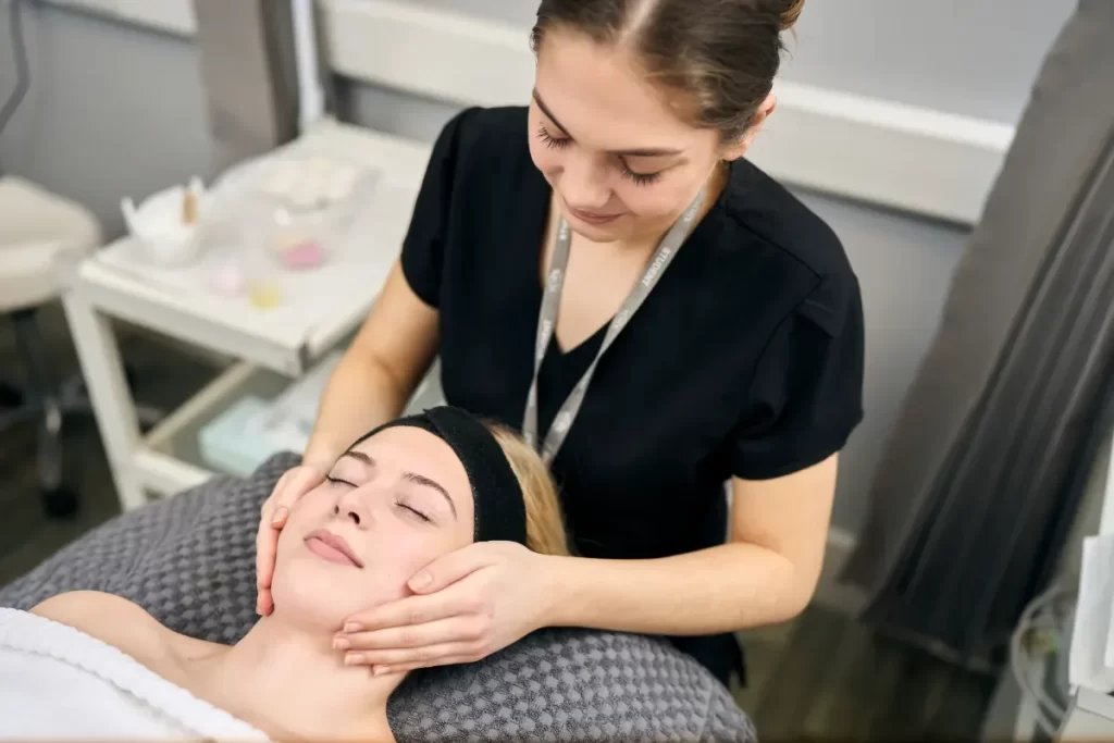 Beauty Therapist